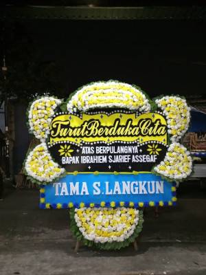 Papan Bunga Duka di Yalengga